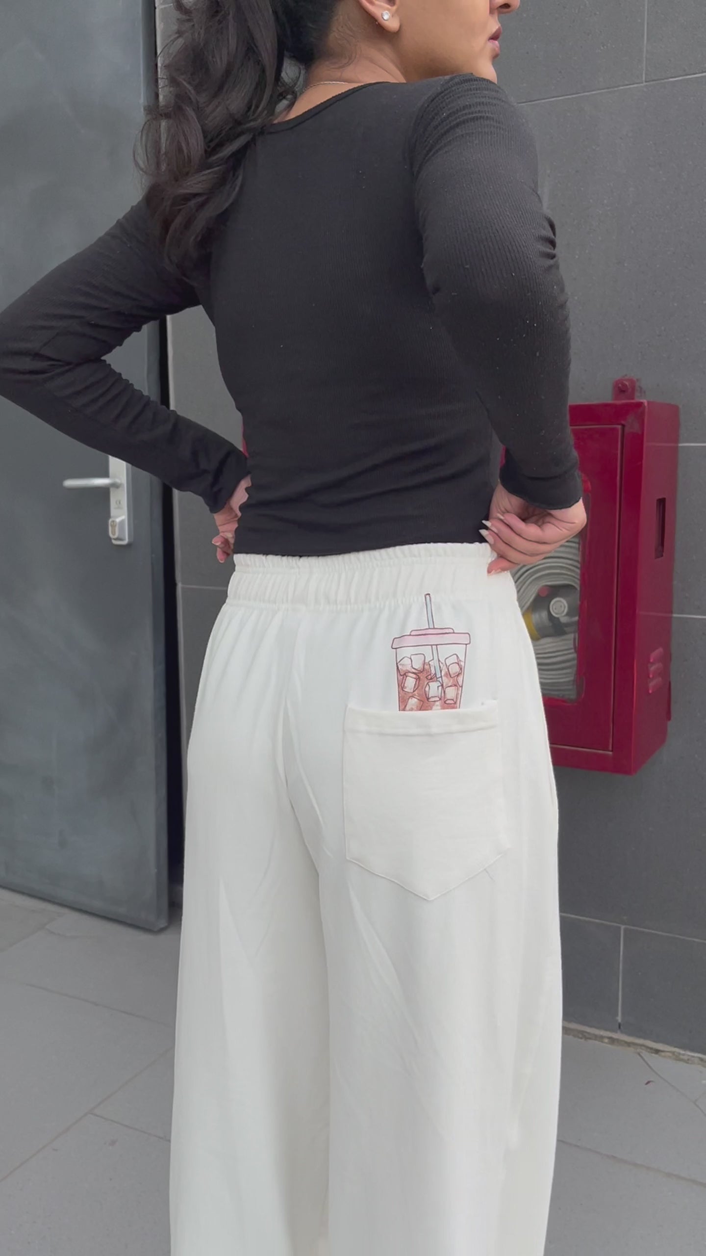 Everyday Essential Off-white Sweatpants